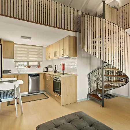 Tonia's * Neokhorion (Messenia)